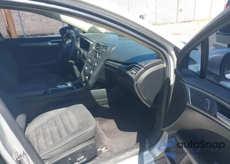 2017 Ford Fusion Se Hybrid z USA, uszkodzony, nr VIN 3FA6P0LU4HR232655